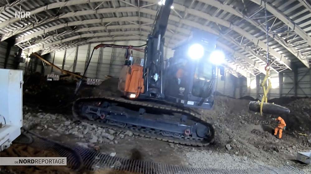 Schnitt NDR Nordreportage Dethlinger Teich Munitionsbergung Bombe